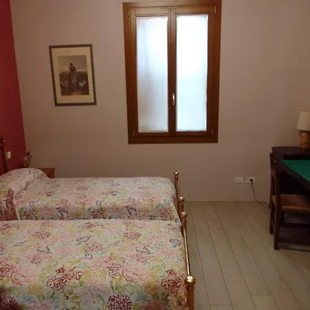 Corte Lidia بيت ضيافة